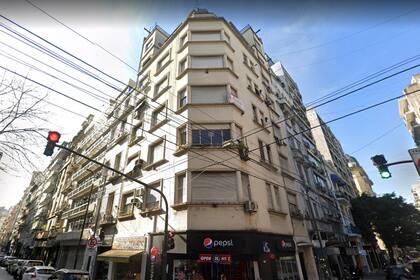 Viamonte 1487/99, esquina Paraná, piso 4° “A” UF.12 (C.A.B.A.)