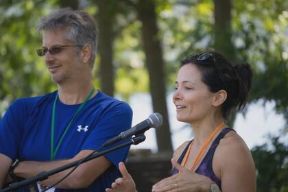 Vicente y Edmondson, dos seguidores de la secta que se animaron a denunciar los abusos