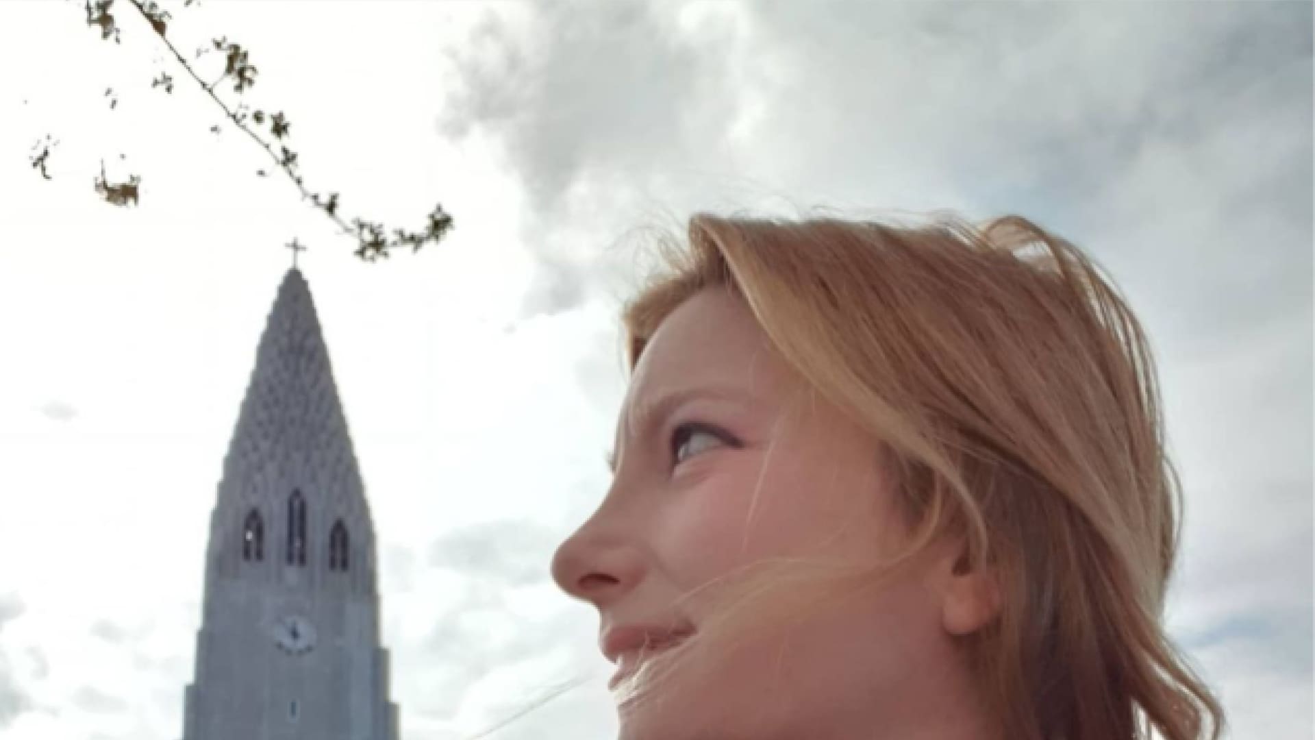 Vicky Demarret en Islandia, donde vive y juega al hockey