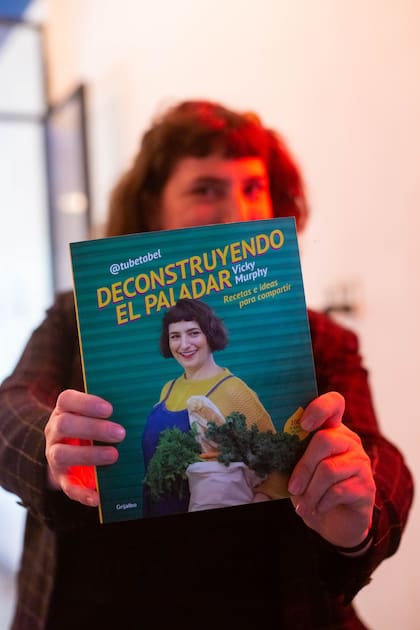 Vicky Murphy publicó su primer libro: Deconstruyendo el paladar