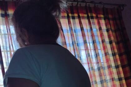 Víctima de la violencia de género, denunció decenas de veces a su ex, un guardiacárcel cordobés, y teme que la mate