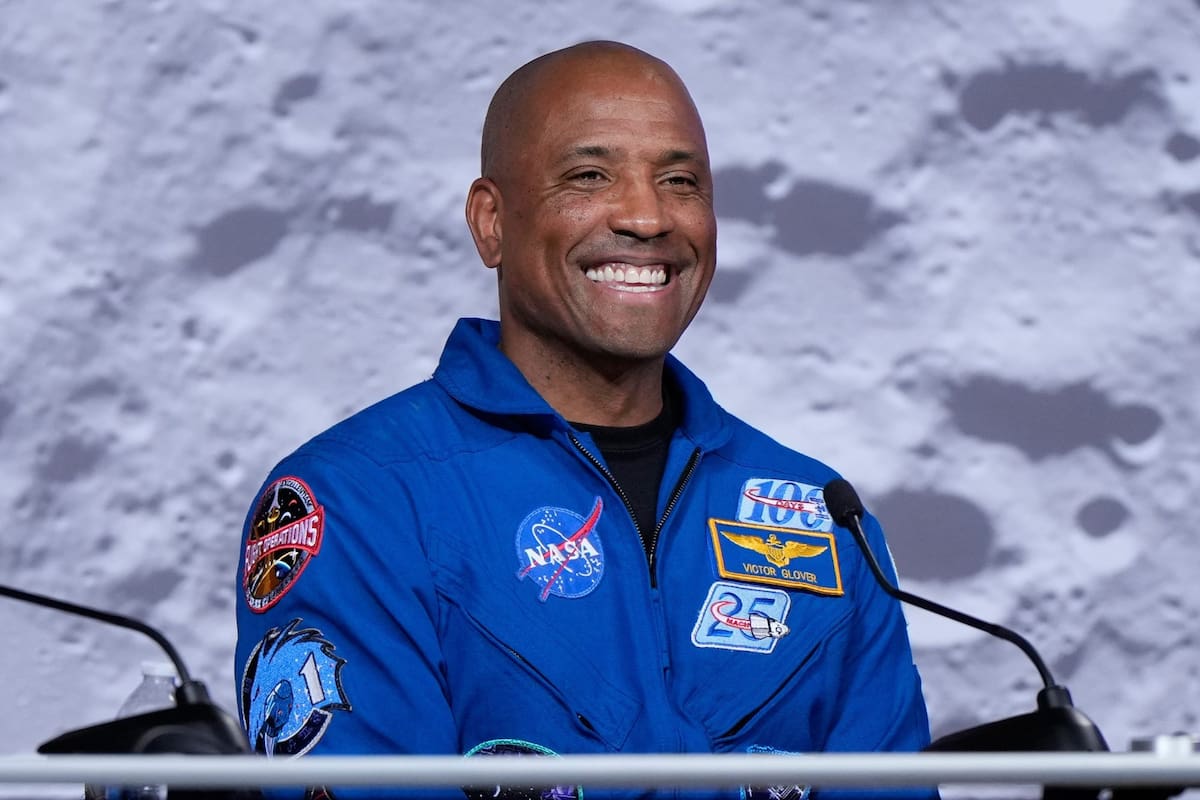 Victor Glover