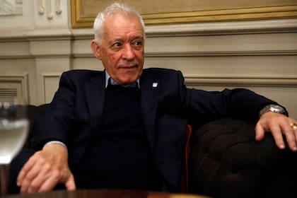 Víctor Blanco descartó la posibilidad de ir por un nuevo mandato presidencial, pero sí acudirá como vice