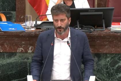 Víctor Egío, diputado.