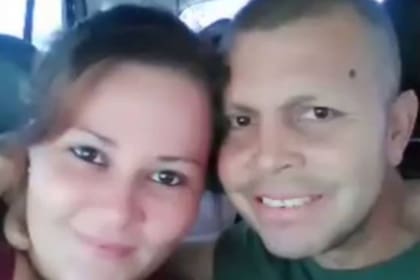 Víctor Mallorquín había ido cruzado de Formosa a Resistencia para hacer un tratamiento de rayos, solicitó el regreso a su provincia el 11 de junio, falleció el 3 de julio y el viernes pasado, su viuda recibió su autoización para volver a la provincia