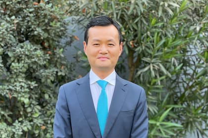Victor Wu es profesor y consultor de negocios con China