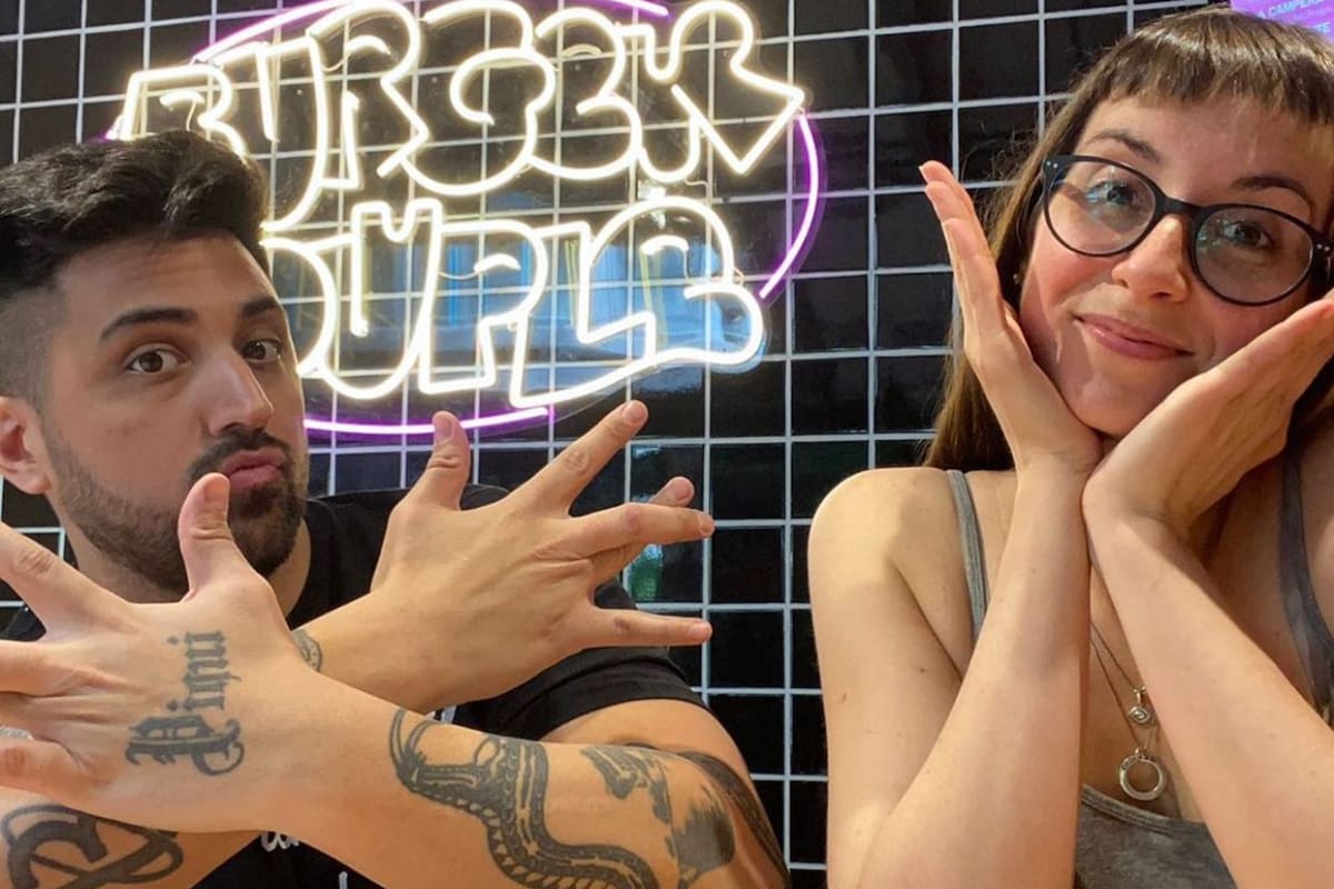 Víctor y Dana, la pareja detrás de Burger Couple (Foto: Instagram @burgercouple.co)