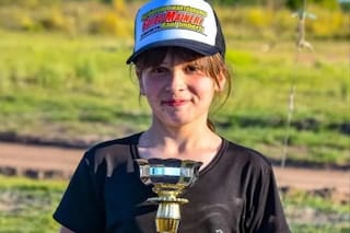Una joven piloto de 13 años se accidentó con el karting: el desesperado pedido de su familia
