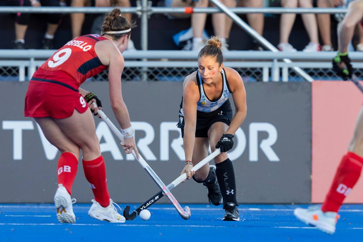 Victoria Manuele debutó en Las Leonas en el partido ante Gran Bretaña y definió uno de los shootouts a pura fantasía