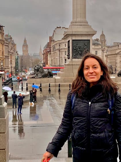 Victoria se recibió de Licenciada en Comunicación Social en la UBA y en 2018 se fue a vivir a Europa