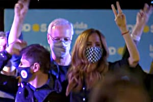 Victoria Tolosa Paz en el bunker de La Plata, antes de conocer los resultados