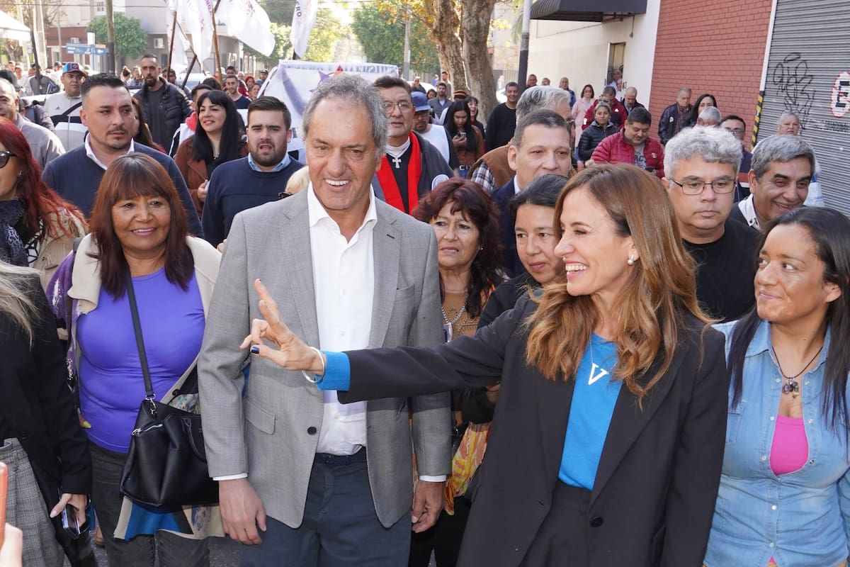 Victoria Tolosa Paz y Daniel Scioli, de campaña por Tres de Febrero