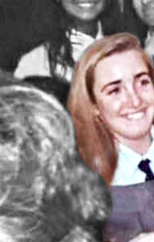 Victoria Villarruel junto a sus compañeros de promoción en el Instituto Dámaso Centeno, de donde egresó como Perito Mercantil en el año 1992