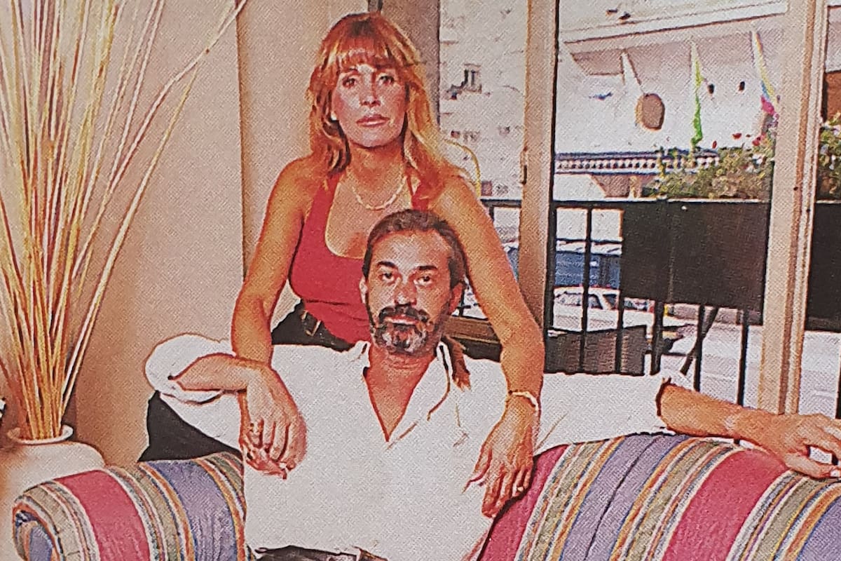 Vida de lujo: frente al Hotel Alvear, Pata Villanueva y Lebón intentaron construir una familia ensamblada