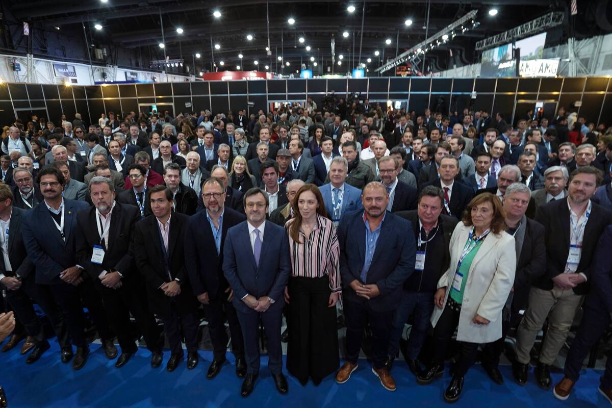 Vidal se reunió ayer con unos 500 hombres de negocios de la provincia