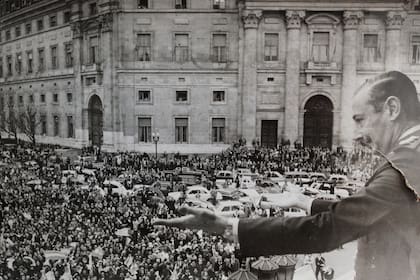 Videla, 26 de junio de 1978. El cronista comercial. Secretaría de información pública. Reproducciones que pertenecieron al archivo de Tiempo Argentino, Cronista Comercial y La Opinión. Muchas son de las agencias DyN y Telam. Corresponden a la década del 70 y 80.