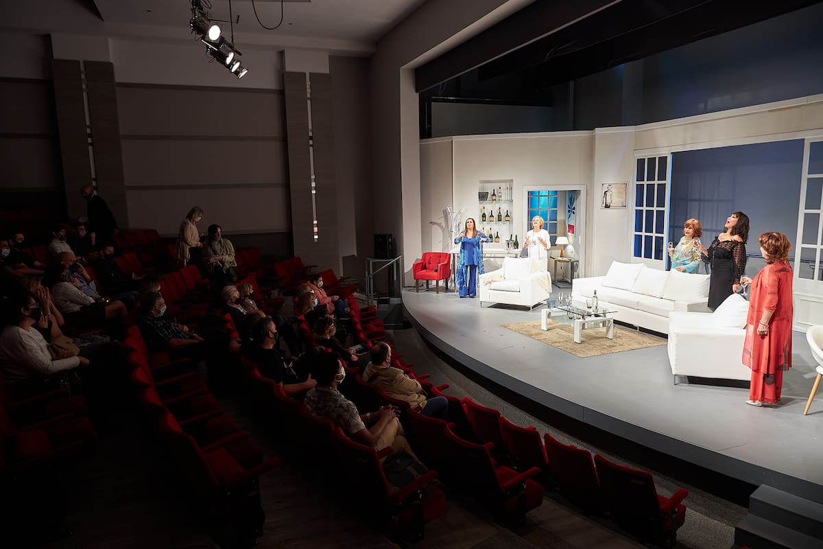 Viernes pasado, última función de Brujas ante de establecerse el cierre de la actividad escénica presencial por 15 días debido a la nueva ola de contagios