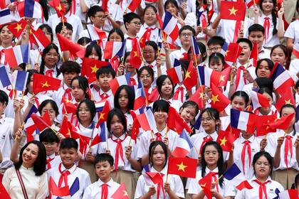 Vietnam elimina la limitación de dos hijos ante el envejecimiento de su población