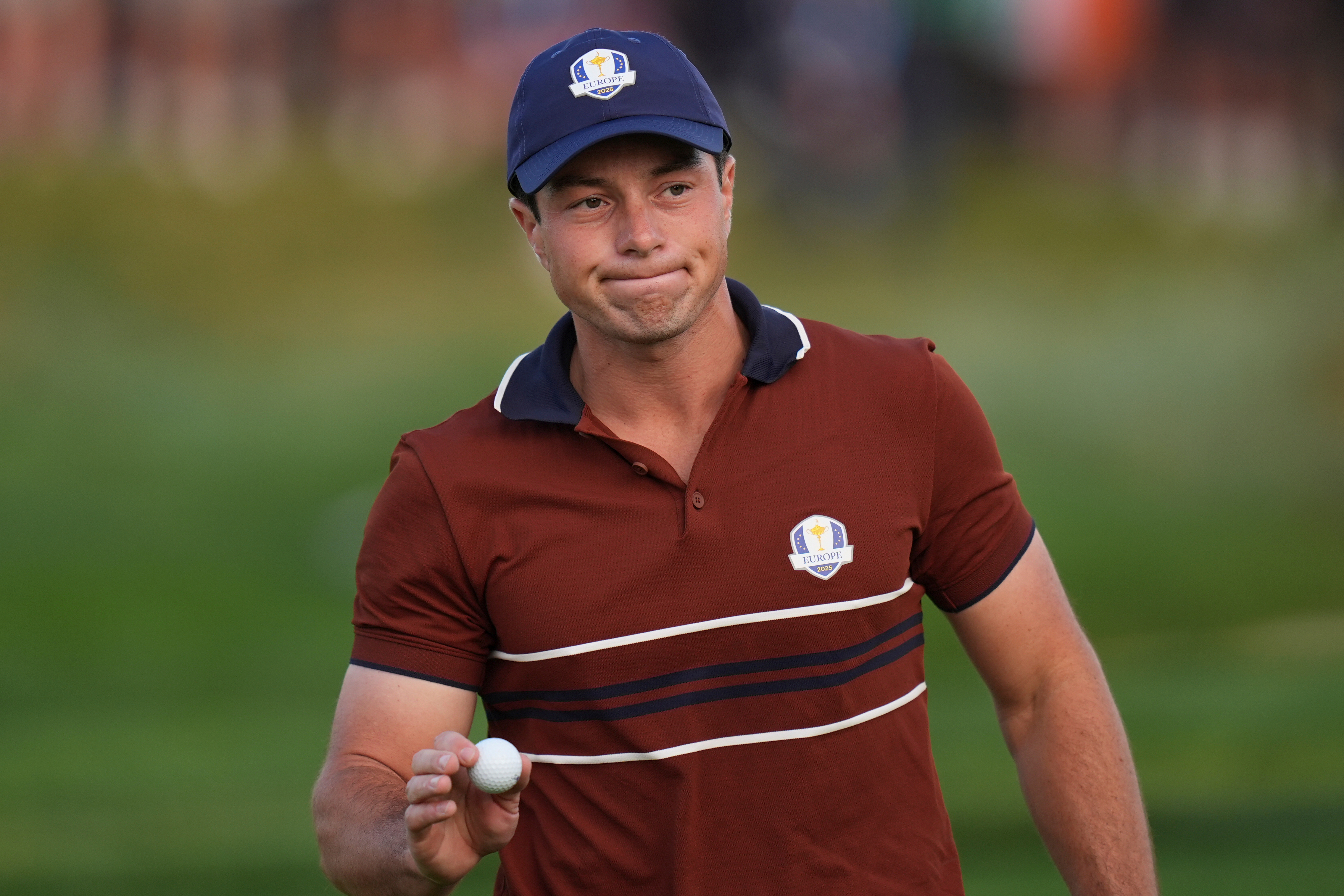 Viktor Hovland queda fuera de la ronda individual de la Copa Ryder por lesión