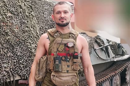 Viktor Pylypenko, el soldado ucraniano al que le sacaron una medalla por ser gay