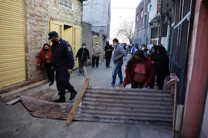 Vecinos de la villa2 de Abril exigieron mayor presencia policial para frenar la actividad de bandas narco