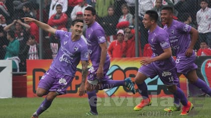 Villa Dálmine ganó en Tucumán