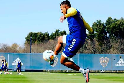 Villa, en un entrenamiento de Boca. El club lo mantiene entre los concentrados para el partido ante Racing y se estima que jugará