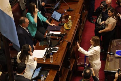 Villarruel y Bullrich tuvieron un tenso intercambio