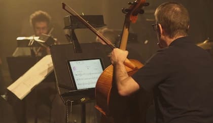 Villegas muestra un día en la vida del centro experimental del Colón