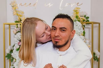 Vilte junto a su esposa, Maria Kolodiy.