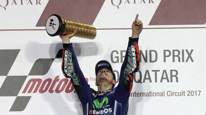 Viñales festeja su triunfo en Qatar