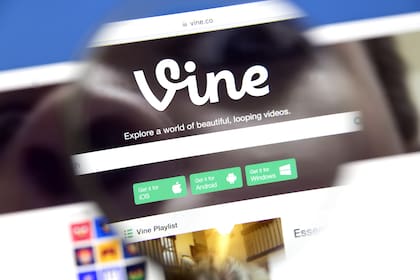 Vine fue una plataforma de videos breves que era parte de Twitter y se adelantó a TikTok, pero desapareció hace años; ahora vuelve como diVine, y está financiada por uno de los fundadores de Twitter