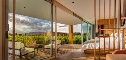 Las 24 habitaciones tienen terraza privada y vistas increíbles.