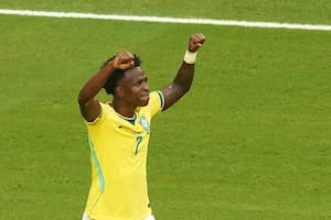 La Canarinha le gana a Escocia con un doblete de Vinicius y es puntero rumbo a los 16avos de final