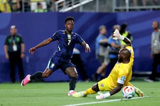 Brasil golea a Haití en el primer tiempo, con un doblete de su 9 y uno de Vinícius, pero sufrió la baja de Raphinha