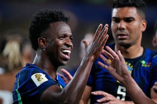 Brasil goleó a Haití con un doblete de su 9 y un gol de Vinícius, pero Raphinha encendió una alarma