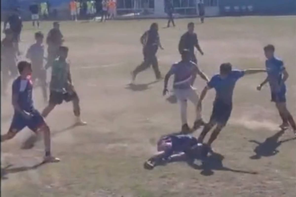 Violencia en una liga de fútbol cordobesa: dos jugadores debieron ser hospitalizados.