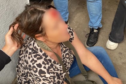 Violencia escolar en La Plata: una preceptora terminó lastimada al intentar frenar una pelea entre un exalumno y otro estudiante