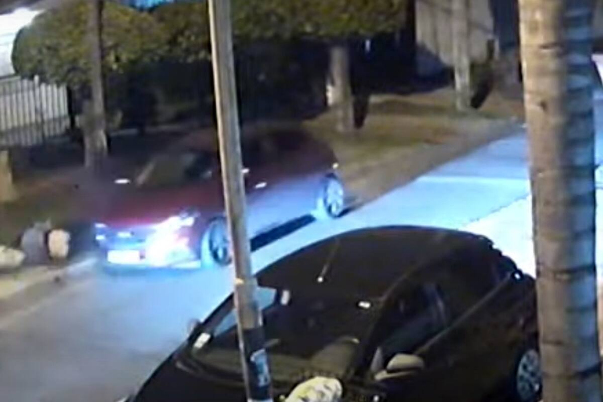 Violento asalto a dos amigos en Villa Luzuriaga