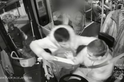 Violento intento de asalto en un colectivo en Lanús