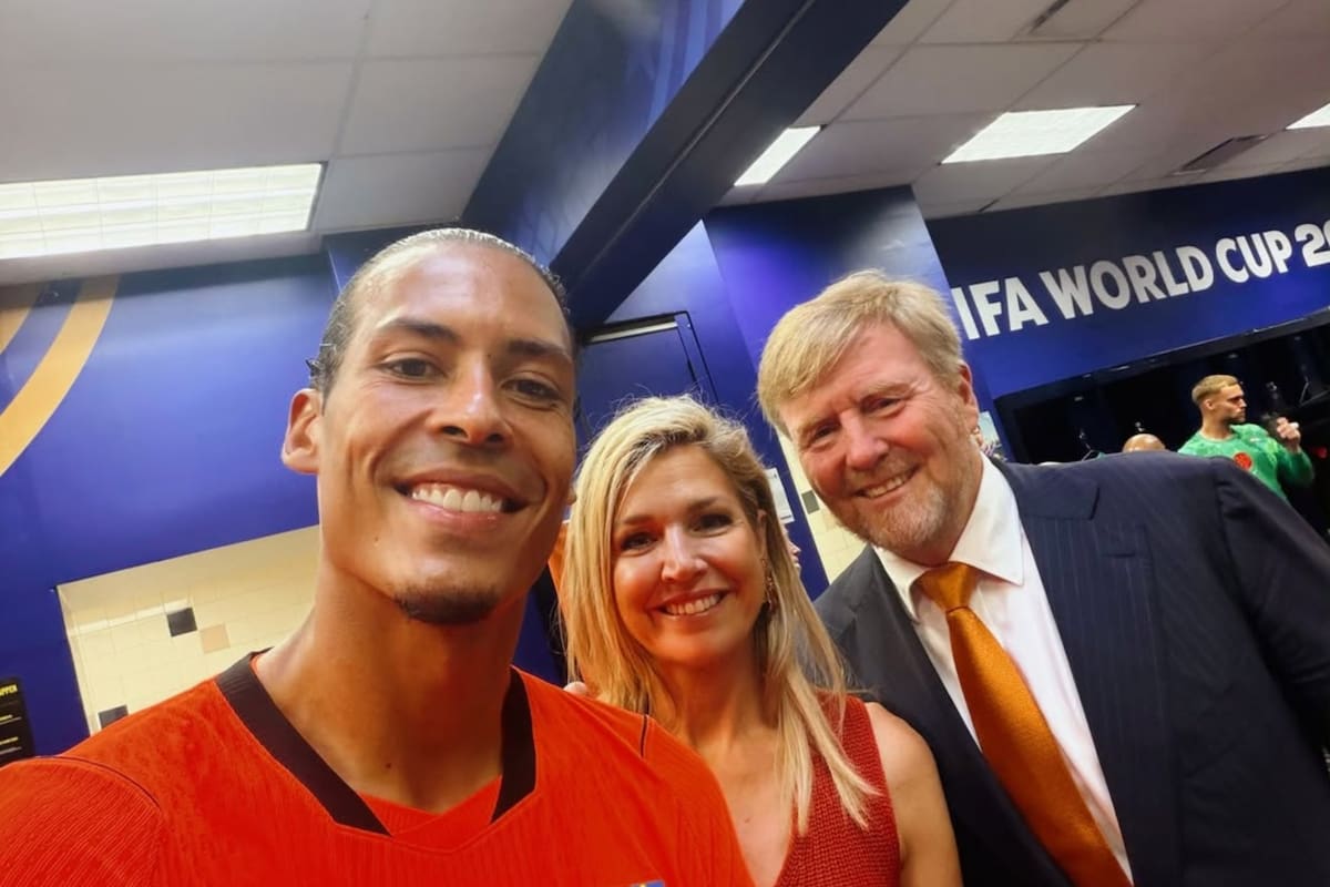 Virgil van Dijk, en el vestuario junto a Máxima y Guillermo