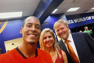 Máxima y Guillermo presenciaron la goleada de Países Bajos y después fueron al vestuario a festejar