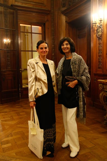 Virginia Braun y Fini Travers de Braun.