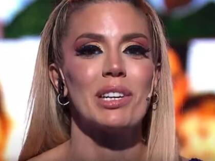 Virginia Gallardo sigue adelante con los especiales de América TV