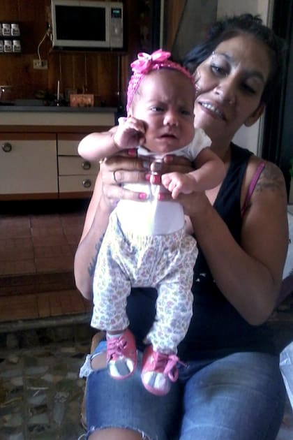 Virginia Zanino junto a su hija