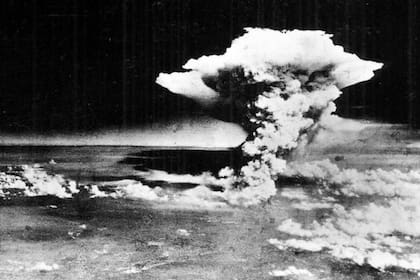 Vista aérea de Hiroshima, en Japón, poco después de que explotara la bomba atómica