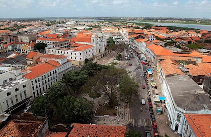 Vista aérea de la ciudad de São Luís y sus techos de tejas.