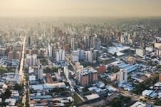 Cuánto cuesta alquilar un dos y un tres ambientes en el interior del país