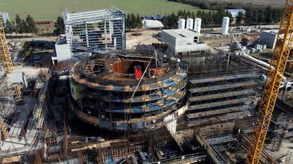 Vista aérea de la construcción del prototipo del reactor Carem, en el Complejo Nuclear Atucha, en Zárate