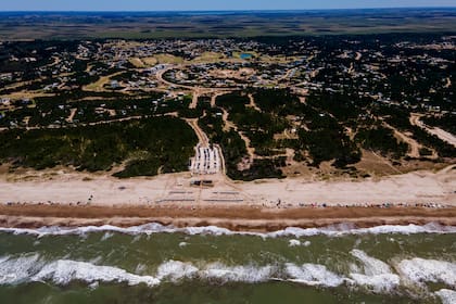 Vista aérea del barrio privado Costa Esmeralda